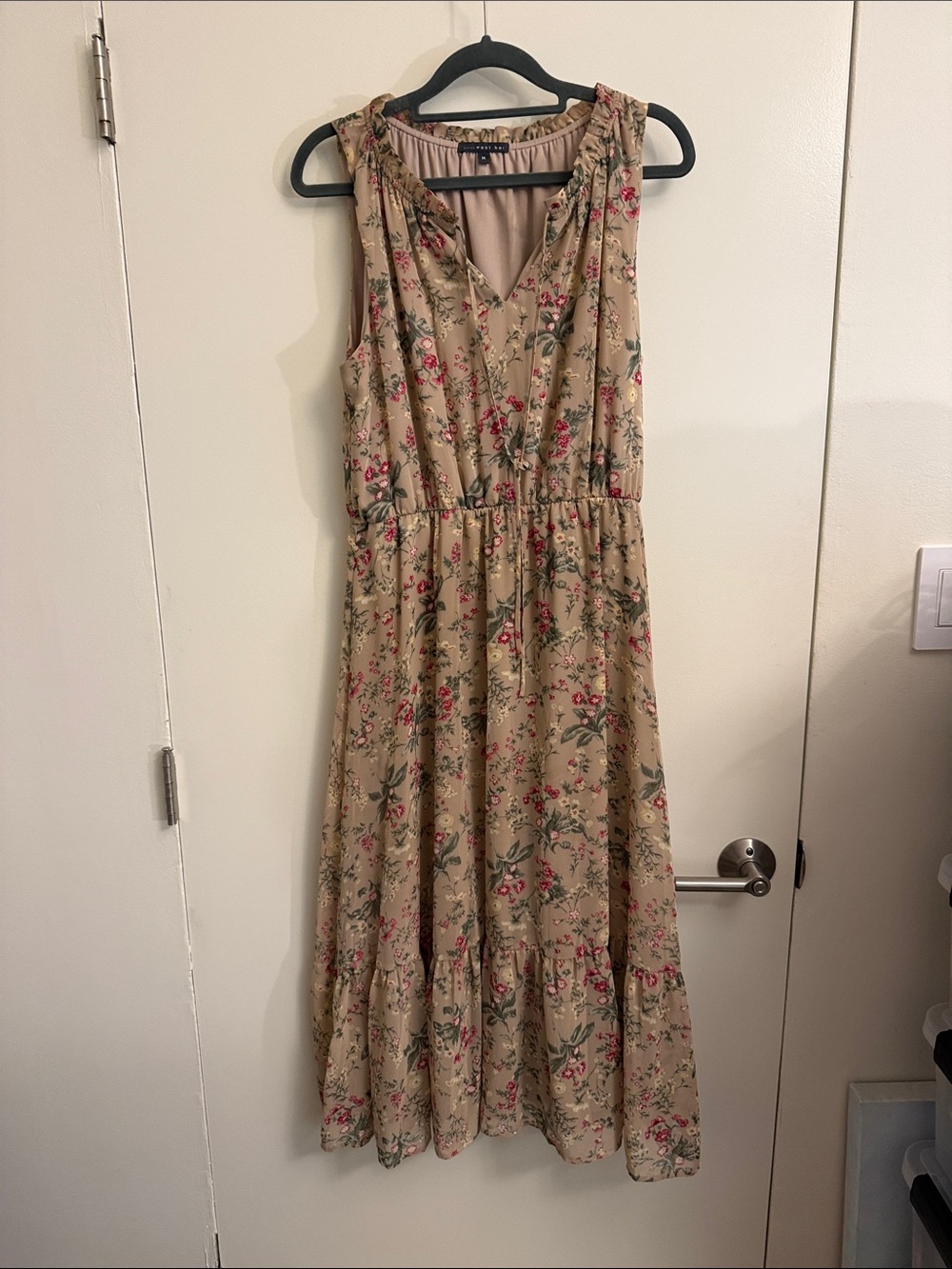West Kei Beige Floral Midi Dress with Pink Accents